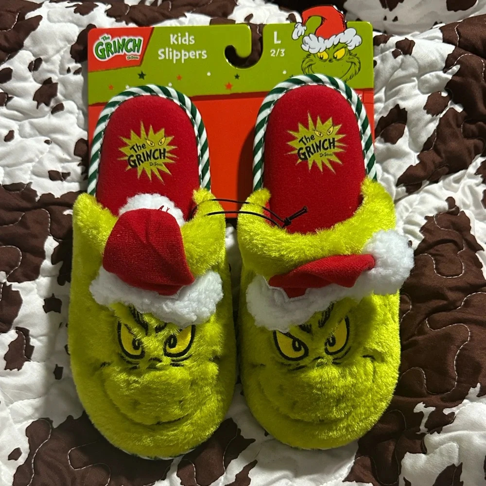 The Grinch Kids‎ Christmas Slippers NWT